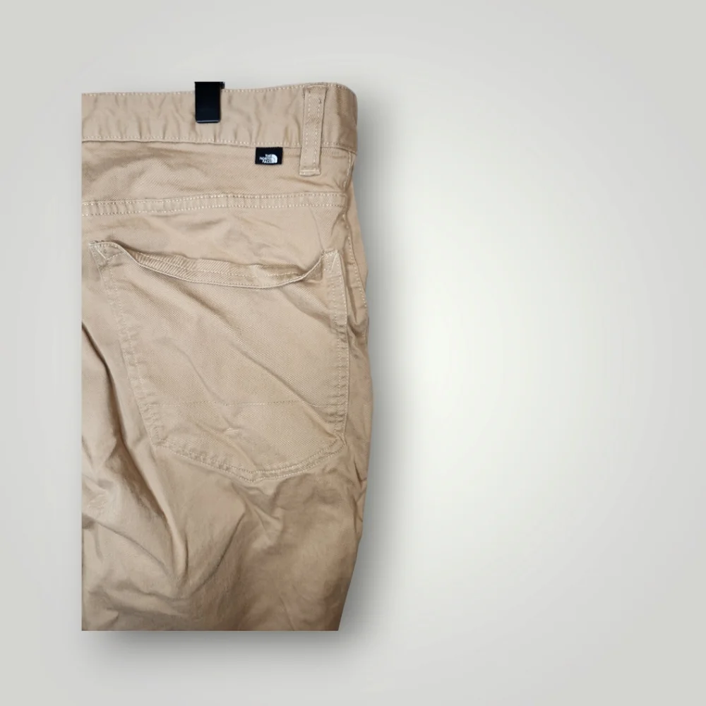 The North Face tan straight leg pants Mens 36